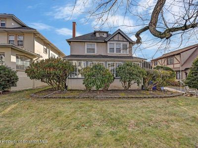 1936 N Washington Ave