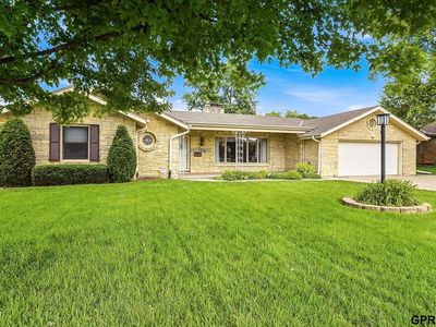 702 N 72nd Ave