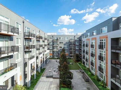 145 Riverhaven Dr #208