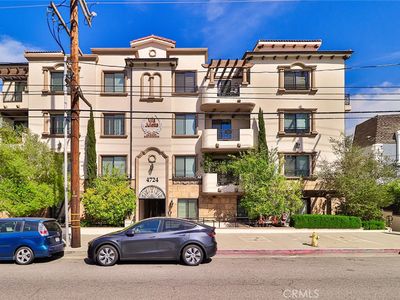 4724 Kester Ave UNIT 404