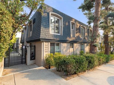 968 Larrabee St APT 215