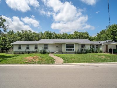 Property at 1819 Panhandle St, Denton, TX