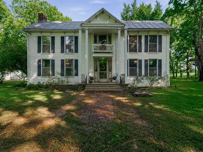 2366 Hickory Flat Gold City Rd