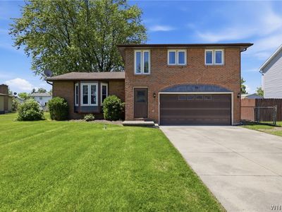 44 Queens Dr