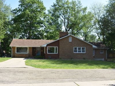405 Prairie Ct