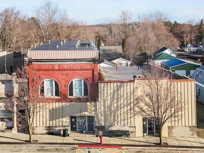 304 W Main St