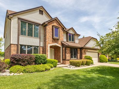 2377 Duke Dr