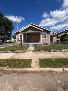 1228 Azel Ave