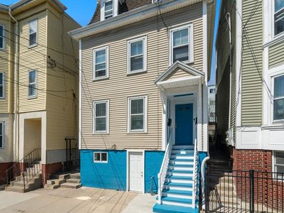 212 Princeton St APT 2