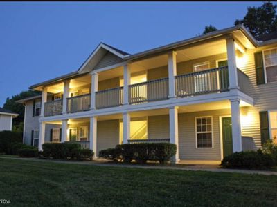 15 S Shafer St APT 1306