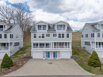 1413 Post Road #63