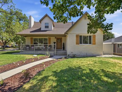 1970 E Laird Dr S