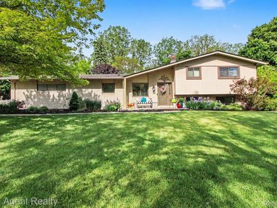 1372 New Life Ln