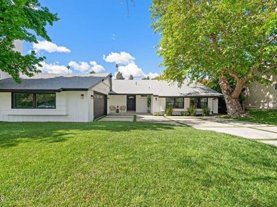 5647 Ramara Ave