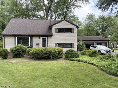 Property at 65 Leamoor Dr, Parsippany, NJ