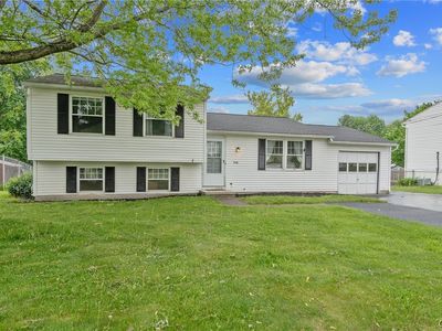 Property at 114 Saltwell Rd, Liverpool, NY