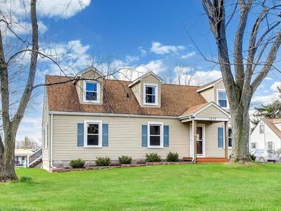 Property at 1607 W Plainfield Rd, La Grange Highlands, IL