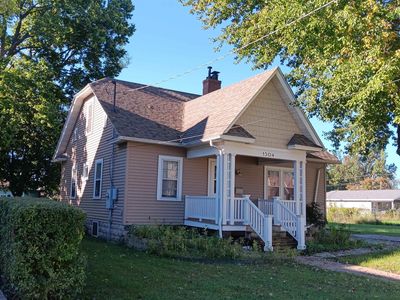 Property at 1304 Chester Ave, Ottumwa, IA