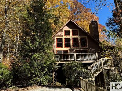 28 E Forest Way