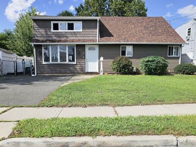 82 Markowitz St