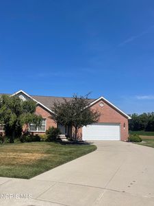 Property at 37 Crabtree Ct, Swanton, OH