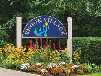 35 Swanson Ct APT 32D