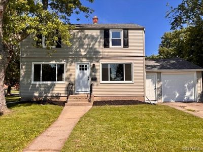 Property at 47 Brookville Dr, Tonawanda, NY