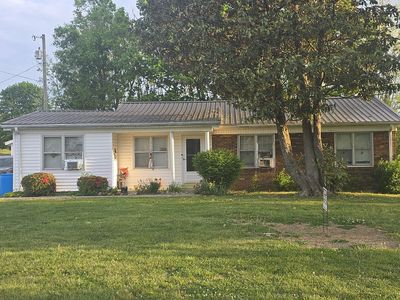 112 Eastwood Dr