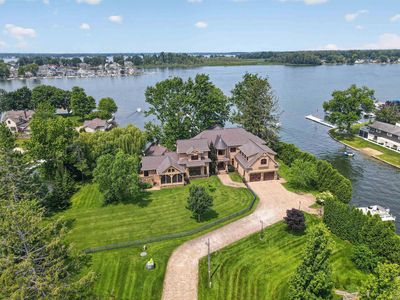 11751 N Black Point Rd