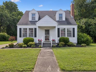 2116 Denham Ave