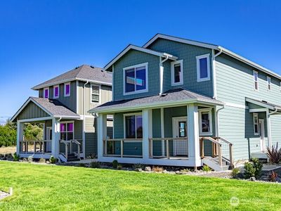 425 Elderberry Lane SW