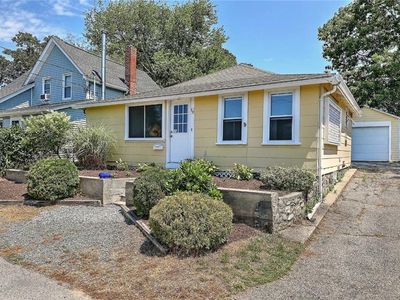59 Booth Ave