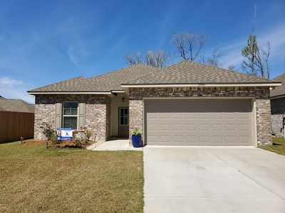 13945 Barrington Ave