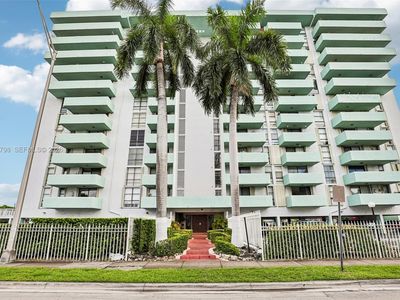 1825 W 44th Pl APT 208