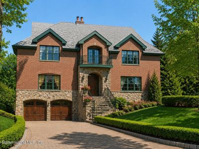 347 Deere Park Pl