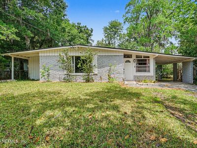 6951 BERNAY Avenue #5