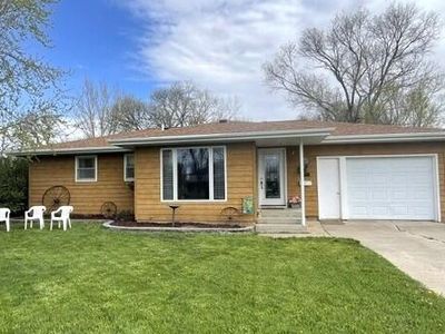 Property at 219 E 4th St, Miller, SD