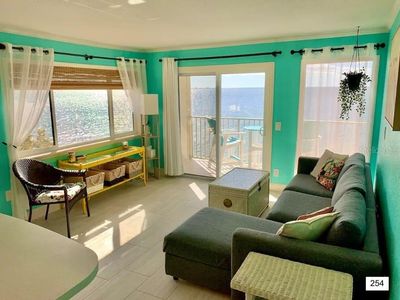 2506 N ROCKY POINT DRIVE #254