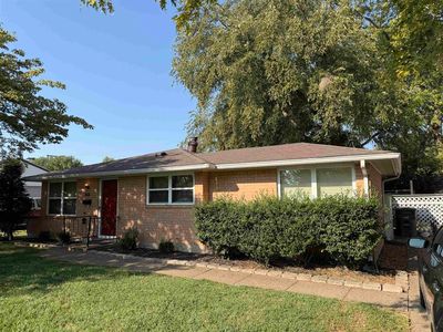 3408 E Surrey Dr