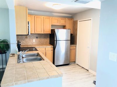 18900 NE 14th Ave #D204