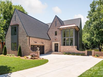 5555 Lansing Dr