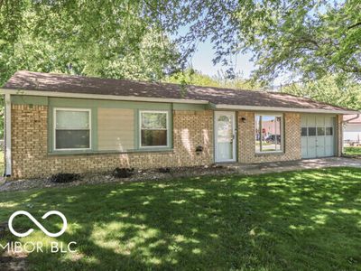 18 Maple Dr