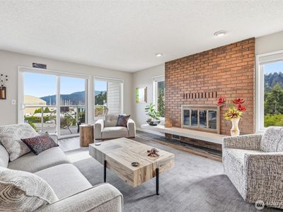 1800 Skyline Way #306