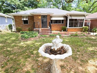 104 Willis Mill Rd SW
