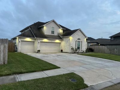 23310 Zinfandel Dr