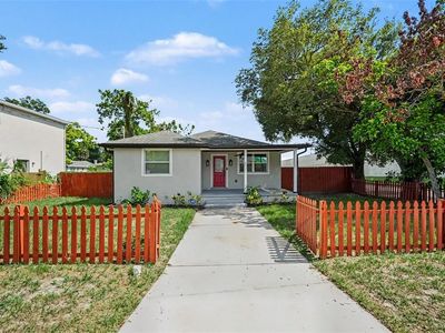 801 E Baker St