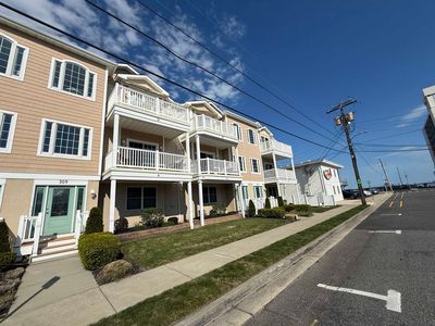 309 E Bennett Ave #A