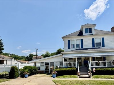 802 N 2nd St