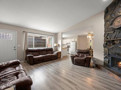 326 Krane Dr