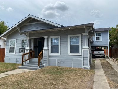 809 Kayton